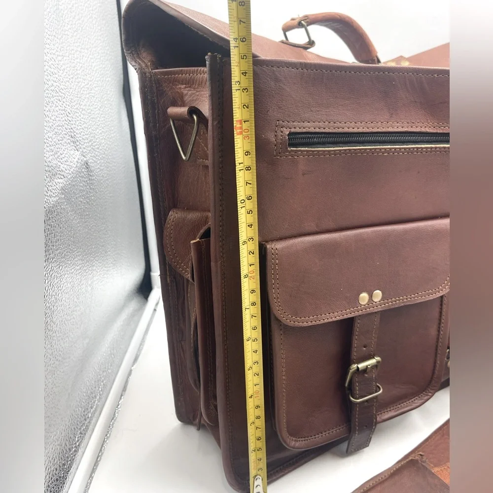 Cuero: Hand Crafted Genuine Goat Leather Laptop Computer Messenger Bag Briefcase